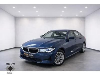 Usata BMW 330e Advantage 252 CV (185 kW) 2021 Blu Berlina