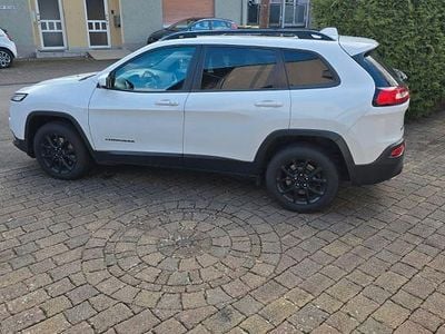Gebraucht Jeep Cherokee Night Eagle 200 PS (147 kW) 2017 Weiß SUV