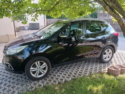 Gebraucht Hyundai ix35 Comfort 116 PS (85 kW) 2012 Schwarz SUV