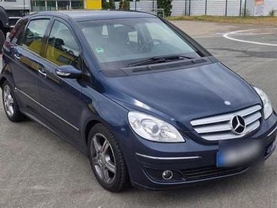 Mercedes B200
