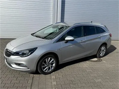 Gebraucht Opel Astra Innovation 125 PS (91 kW) 2019 Silber Kombi