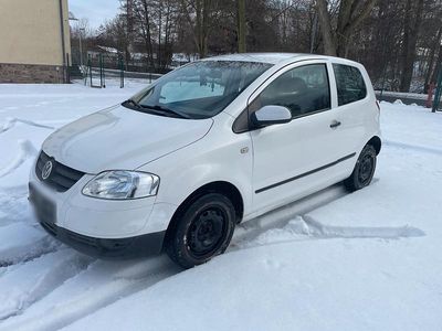 Gebraucht VW Fox 54 PS (39 kW) 2006 Weiß Kleinwagen