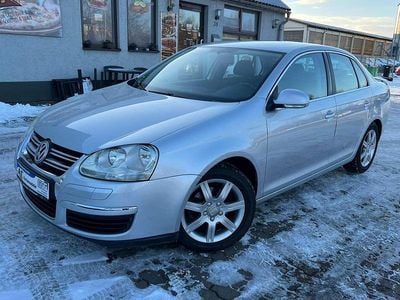 Gebraucht VW Jetta Comfortline 105 PS (77 kW) 2007 Reflexsilber metallic Limousine