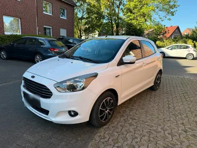 Usata Ford Ka 85 CV (62 kW) 2017 Bianco Berlina