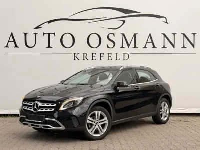 Gebraucht Mercedes GLA180 Urban 122 PS (89 kW) 2020 Schwarz SUV