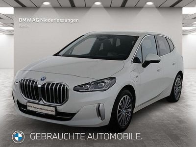 Gebraucht BMW 225 Active Tourer Sport Line 245 PS (180 kW) 2023 Weiß Van / Kleinbus