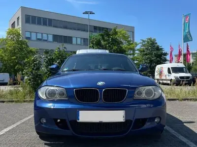 Gebraucht BMW 116 Sport Line 116 PS (85 kW) 2009 Blau Kleinwagen