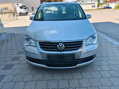 Gebraucht VW Touran 140 PS (102 kW) 2007 Silber Van / Kleinbus