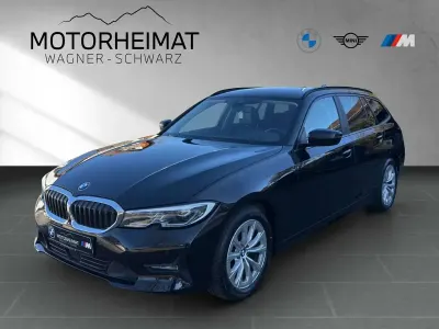 Gebraucht BMW 320 Sport Line 190 PS (139 kW) 2021 Saphirschwarz metallic Kombi
