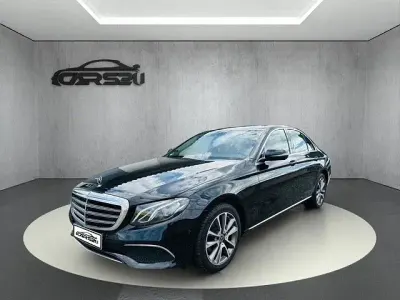 Gebraucht Mercedes E200 Avantgarde 150 PS (110 kW) 2018 Schwarz/baltic black Limousine