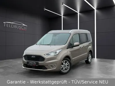 Gebraucht Ford Tourneo Connect Titanium 120 PS (88 kW) 2019 Diffused silver Van / Kleinbus