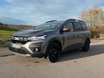 Gebraucht Dacia Jogger Extreme 110 PS (80 kW) 2024 Grau Van / Kleinbus