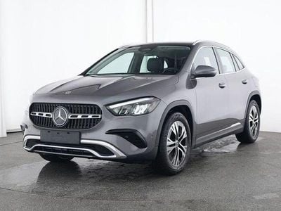 Gebraucht Mercedes GLA200 150 PS (110 kW) 2024 Grau SUV