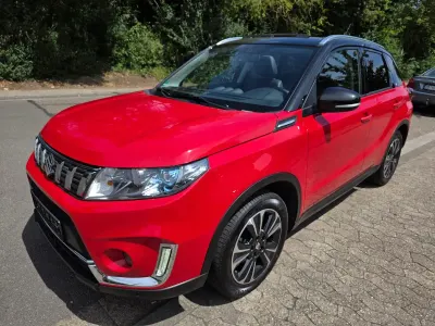 Gebraucht Suzuki Vitara Comfort+ 140 PS (102 kW) 2019 Rot SUV