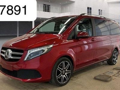 Hyazinthrot Gebraucht 2021 Mercedes V300 Edition Van / Kleinbus | 43.450 € (Guter Preis)