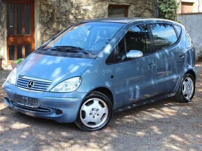 Usata Mercedes A160 Avantgarde 102 CV (75 kW) 2003 Blu Berlina