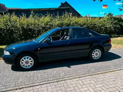 Gebraucht Audi A4 101 PS (74 kW) 1998 Blau Limousine
