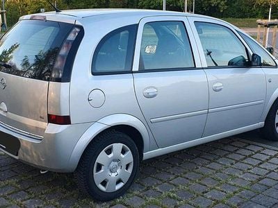Usata Opel Meriva Edition 105 CV (77 kW) 2008 Argento Monovolume