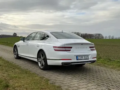 Gebraucht Hyundai Genesis 305 PS (224 kW) 2025 Weiß Limousine