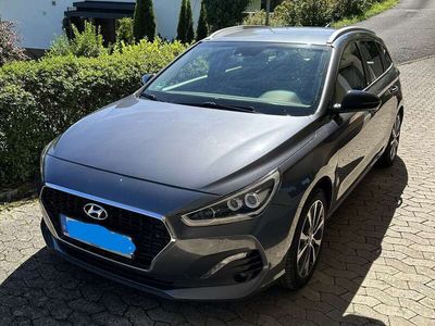 gebraucht Hyundai i30 i30Kombi 1.4 T-GDI DCT YES!+