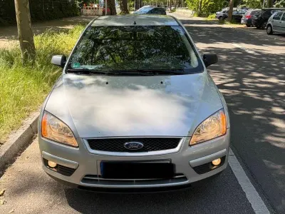 Gebraucht Ford Focus Style 109 PS (80 kW) 2007 Grau Kombi