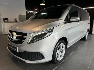 Gebraucht Mercedes V220 163 PS (119 kW) 2019 Brillantsilber metallic Van / Kleinbus