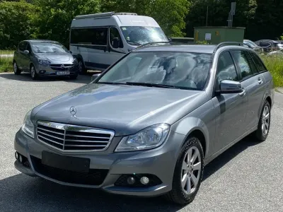 Gebraucht Mercedes C180 120 PS (88 kW) 2013 Silber Kombi