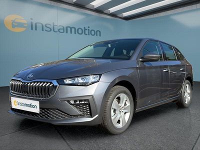 Neu Skoda Scala 150 PS (110 kW) 2026 Grau Kleinwagen