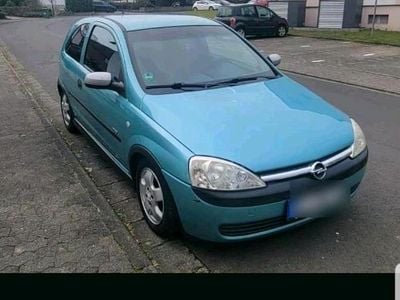 Second-hand Opel Corsa Njoy 60 CP (44 kW) 2004 Verde Hatchback