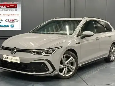 Gebraucht VW Golf VIII R-line 190 PS (139 kW) 2022 Mondsteingrau Kombi