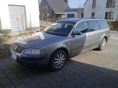 Gebraucht VW Passat 102 PS (75 kW) 2002 Grau Kombi