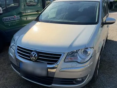 Gebraucht VW Touran Highline 140 PS (102 kW) 2010 Grau Van / Kleinbus