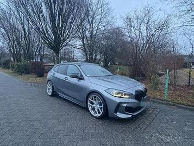 Gebraucht BMW M135 Comfort Edition 306 PS (225 kW) 2022 Grau Kleinwagen