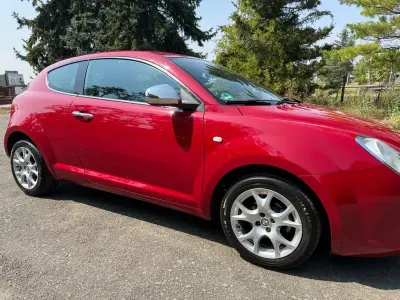 Gebraucht Alfa Romeo MiTo Turismo 95 PS (69 kW) 2009 Rot Kleinwagen