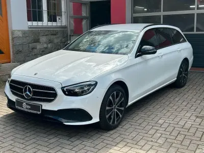 Second-hand Mercedes E300 Avantgarde 194 CP (142 kW) 2022 Alb Berlinǎ