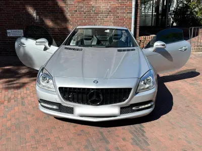 Usata Mercedes SLK200 184 CV (135 kW) 2012 Argento Cabrio