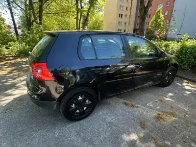 Brugt VW Golf V 85 HK (62 kW) 2006 Sort Hatchback