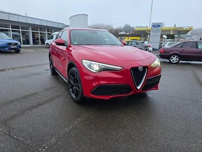 Rot Gebraucht 2020 Alfa Romeo Stelvio Super SUV | 22.990 € (Fairer Preis)