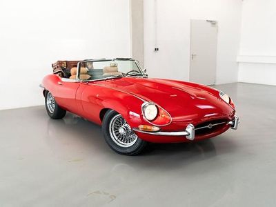 Rot Gebraucht 1968 Jaguar E-Type Cabrio | 109.000 €