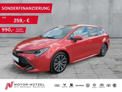 Gebraucht Toyota Corolla Team 98 PS (72 kW) 2021 Rot Limousine