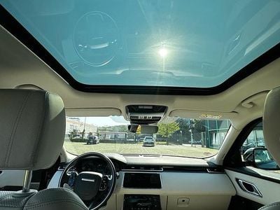 Grau Gebraucht 2019 Land Rover Range Rover Velar R-Dynamic SUV | 33.500 € (Fairer Preis)