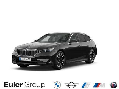 Schwarz Gebraucht 2025 BMW 520 Performance Kombi | 48.799 € (Superpreis)