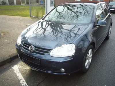 Gebraucht VW Golf VI United 140 PS (102 kW) 2008 Blau Kleinwagen