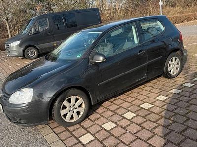 Gebraucht VW Golf V 78 PS (57 kW) 2004 Schwarz Kleinwagen