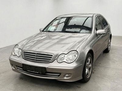 Gebraucht Mercedes C200 Classic 122 PS (89 kW) 2005 Silber Limousine