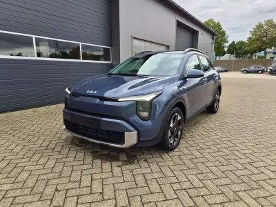 Neu Kia Stonic 116 PS (85 kW) 2026 Denimblau metallic SUV