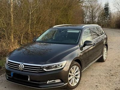 Gebraucht VW Passat Highline 179 PS (131 kW) 2018 Grau Kombi