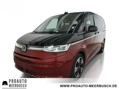 Gebraucht VW Multivan Style 150 PS (110 kW) 2025 Schwarz Van / Kleinbus