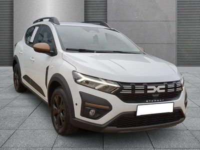 Neu Dacia Sandero Extreme 101 PS (74 kW) 2025 Arktisweiß SUV
