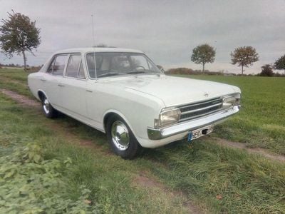 Gebraucht Opel Rekord 60 PS (44 kW) 1968 Weiß Limousine